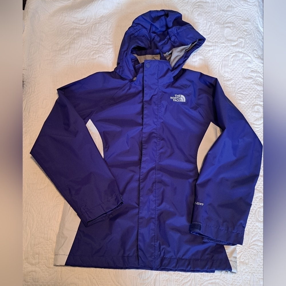 North Face girls Medium or 10/12 shell from 3 in 1 jacket, purple white VGUC